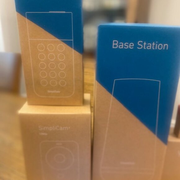 SimpliSafe Gen 3 Security System - Picture 5 of 10